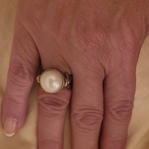 Sterling silver (.925) and freshwater pearl ring